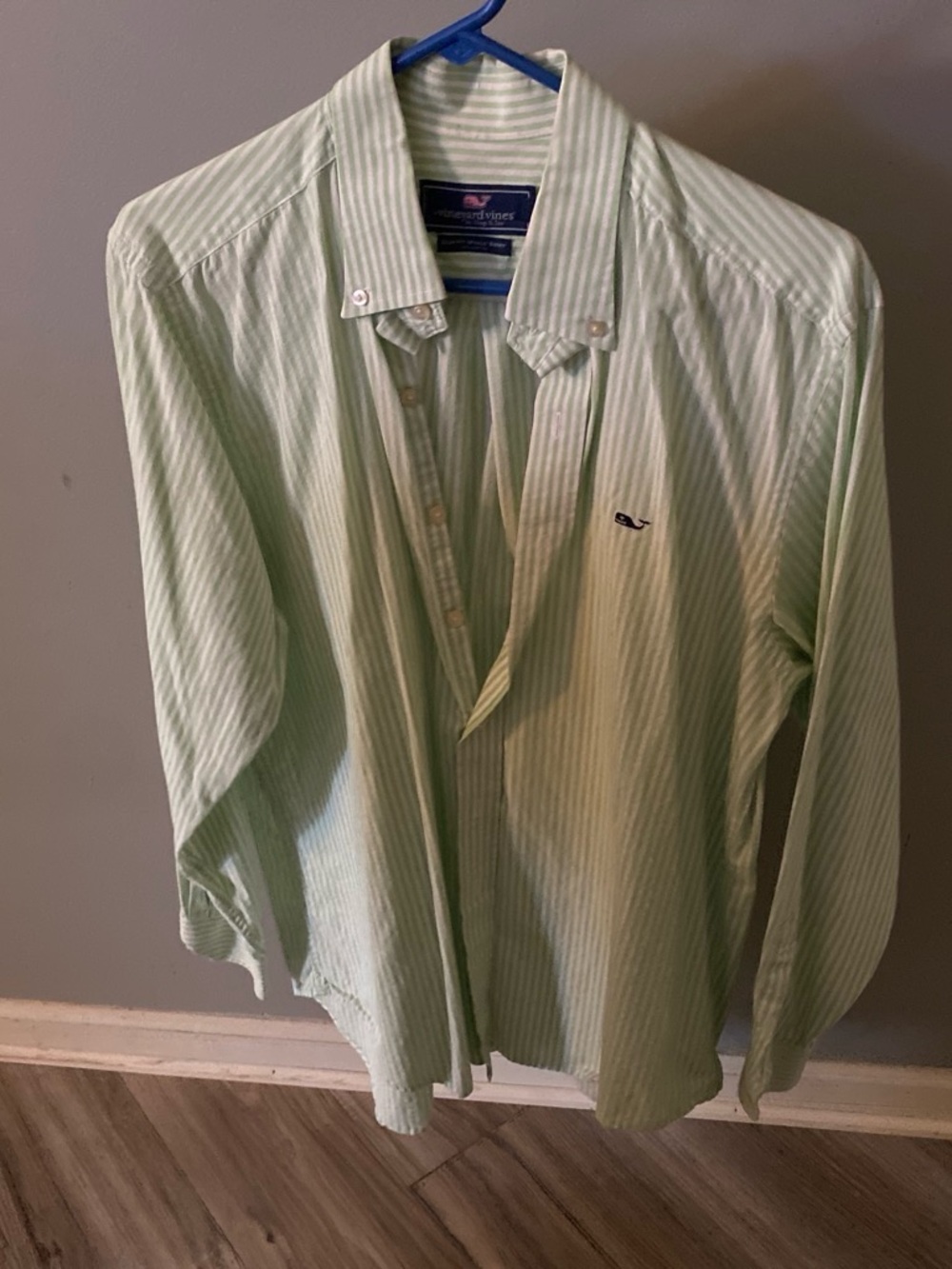 Vineyard Vines Men's Light Green Striped Button-Down Shirt